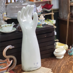 General Porcelain Vintage Glove Mold - 1977
