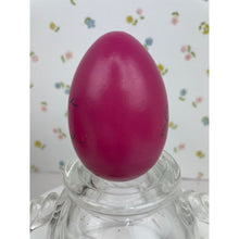 Load image into Gallery viewer, 2003 George W. Bush &amp; Laura Bush Easter Egg Roll Commemorative White House Easter Egg