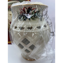 Load image into Gallery viewer, Lenox Winter Greetings Tea Light Warmer, Holiday Fragrance Warmer By Catherine McClung