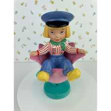 Load image into Gallery viewer, Disney WDCC It&#39;s A Small World Holland Tulpenjongen Boy with Tulip