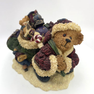Boyds Bears - Klaus Jinglebear with Atlas...Christmas is Coming, Bearstone Collection Figurine