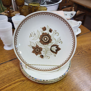 Royal China Cavalier USA Nutmeg Pattern 10" Chop Plate