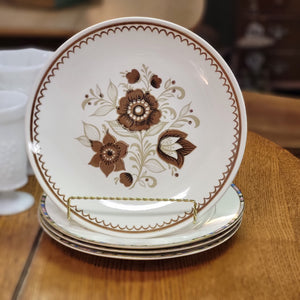 Royal China Cavalier USA Nutmeg Pattern 10" Chop Plate