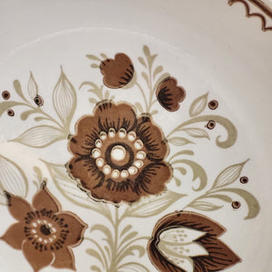 Royal China Cavalier USA Nutmeg Pattern 10" Chop Plate