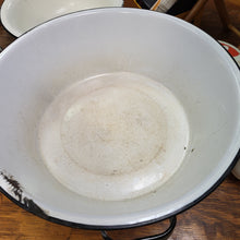 Load image into Gallery viewer, Porcelain/Enamelware 1930/40&#39;s White and Black Wash Tub with Handles