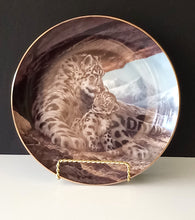 Load image into Gallery viewer, The Snow Leopard Plate by Will Nelson - Last of Their Kind: The Endangered Species Plate No. 698514