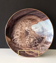 Load image into Gallery viewer, The Snow Leopard Plate by Will Nelson - Last of Their Kind: The Endangered Species Plate No. 698514