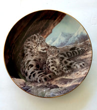Load image into Gallery viewer, The Snow Leopard Plate by Will Nelson - Last of Their Kind: The Endangered Species Plate No. 698514