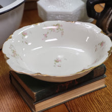 Load image into Gallery viewer, Warwick Avon Rose 9&quot; Oval Double Handled Vegetable Bowl