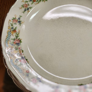 Vintage Crown Ivory Dinner plates, Fine China