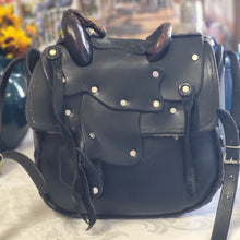 Load image into Gallery viewer, Handmade Leather Saddle Purse