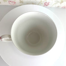 Load image into Gallery viewer, Vintage J&amp;G Meakin England Red and White Penshurst Place Teacup