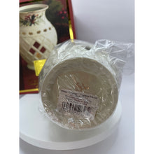 Load image into Gallery viewer, Lenox Winter Greetings Tea Light Warmer, Holiday Fragrance Warmer By Catherine McClung