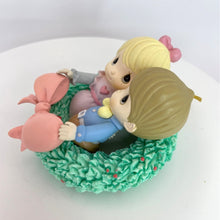 Load image into Gallery viewer, Precious Moments Wreath Ornament - Home For The Holidays Collection by Enesco