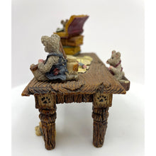 Load image into Gallery viewer, Boyds Bears - Noah&#39;s Genius at Work Table, Noah&#39;s Pageant Collection