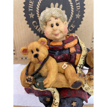 Load image into Gallery viewer, Boyd&#39;s Bears Carvers Choice - Mrs. C with Bobbin, As Good as New