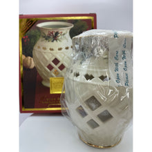 Load image into Gallery viewer, Lenox Winter Greetings Tea Light Warmer, Holiday Fragrance Warmer By Catherine McClung