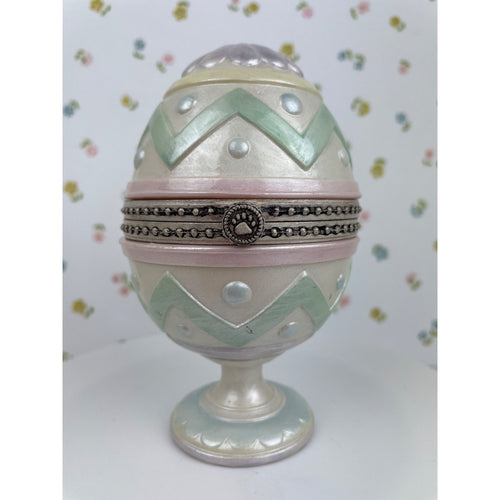 Boyds Bears and Friends - Easter Eggstravaganza, Bearstone Keepsake Box