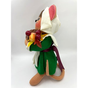 Annalee  Pilgrim Girl Mouse with Thanksgiving Cornucopia