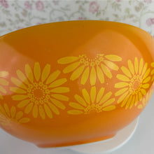 Load image into Gallery viewer, Vintage Pyrex Daisy Cinderella Bowl #444, Orange Handled Mixing Bowl