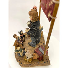 Load image into Gallery viewer, Boyds Bears - Yesterdays Child, The Dollstone Collection The Amazing Bailey Magic Show at 4