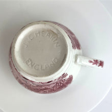 Load image into Gallery viewer, Vintage J&amp;G Meakin England Red and White Penshurst Place Teacup