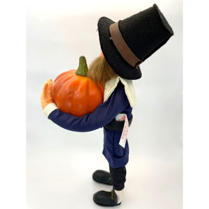 Vintage Annalee Thanksgiving Doll Pilgrim Man Holding Pumpkin