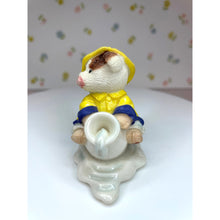 Load image into Gallery viewer, Mary&#39;s Moo Moos - &quot;When it Rains it Pours&quot; - Mary Rhyner-Nadig Design Style #296880
