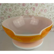 Load image into Gallery viewer, Vintage Pyrex Daisy Cinderella Bowl #444, Orange Handled Mixing Bowl