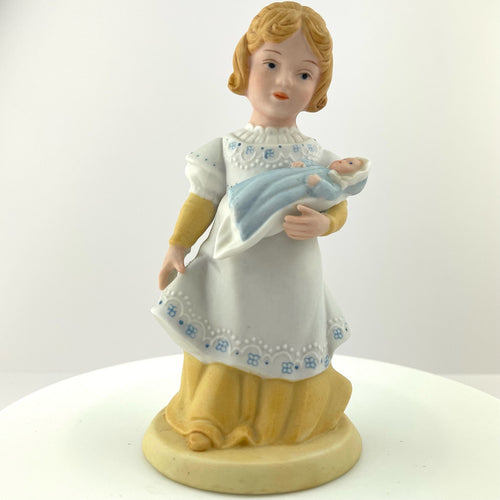 Avon Porcelain Figurine A Mother's Love Lady Holding Baby 1981 Vtg Statuette