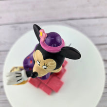 Load image into Gallery viewer, Mickey &amp; Friends &quot; Minnie &quot;Shop Til You Drop&quot; Figure