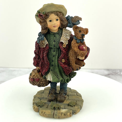 Boyd's Bears Yesterday's Candice with Matthew 1996 Dollstone Music Box #3514