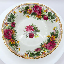 Load image into Gallery viewer, Princess House Rose Berry Bowl - Fine Earthenware England