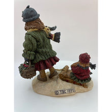 Load image into Gallery viewer, Yesterday&#39;s Child - Courtney w/ Phoebe Over the River, Dollstone Collection Figurine