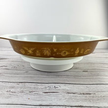 Load image into Gallery viewer, Vintage Pyrex Early American Pattern 1.5 Quart Divided Casserole Dish, Gold Eagle Brown and White