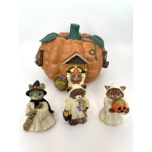 Load image into Gallery viewer, Vintage Lighted Munchkin Pumpkin Halloween House - 4 Pieces
