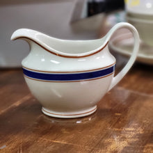 Load image into Gallery viewer, Vintage McNicol Creamer, Diner Restaurant Ware