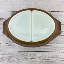 Load image into Gallery viewer, Vintage Pyrex Early American Pattern 1.5 Quart Divided Casserole Dish, Gold Eagle Brown and White