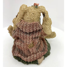 Load image into Gallery viewer, Boyds Bears - Daphne...The Reader Hare, The Boyds Collection 1993