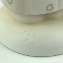 Load image into Gallery viewer, Precious Moments Seek And You Shall Find Shopper 1984 Samuel Butcher by Enesco