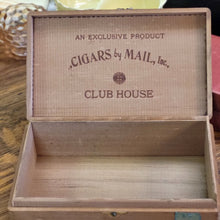 Load image into Gallery viewer, Vintage Cigars by Mail, Inc Club House Empty Cigar Box