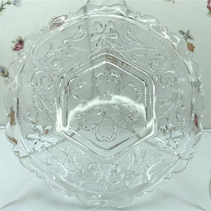 Vintage Indiana Glass Tiara Sandwich Glass Daisy Design Candy Dessert Dish