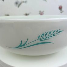 Load image into Gallery viewer, Pyrex Turquoise &quot;Blue Wheat&quot; 1 1/2 Quart Round Handled Casserole Dish #023
