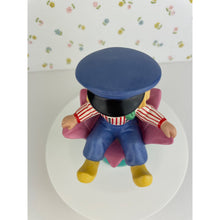 Load image into Gallery viewer, Disney WDCC It&#39;s A Small World Holland Tulpenjongen Boy with Tulip