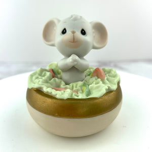 Vintage Precious Moments Lettuce Pray Mouse Porcelain Figurine by Enesco 1996