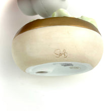 Load image into Gallery viewer, Vintage Precious Moments Lettuce Pray Mouse Porcelain Figurine by Enesco 1996
