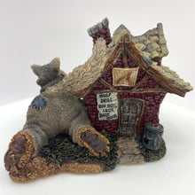 Load image into Gallery viewer, Boyds Bears - Huff P. Wolf with Bacon, Porkchop &amp; Hamlet, Bearstone Collection Figurine