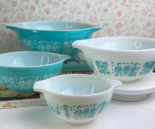 Load image into Gallery viewer, Blue Turquoise and White Pyrex Amish Butterprint Cinderella Mixing Bowls - Set of 4