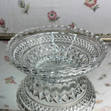 Load image into Gallery viewer, Vintage Anchor Hocking Wexford Pattern Clear Glass Berry Dessert Bowl