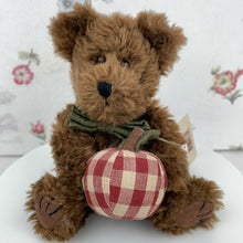 Load image into Gallery viewer, Boyd&#39;s Bears Jonathan Applesmith, T.J.&#39;s Best Dressed Collection - Style #913969